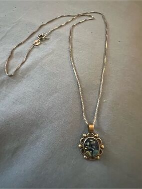 Vintage real 925 Silver Pendant Necklace with Blue-Green Stone